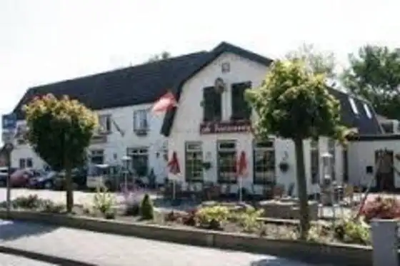 Hotel de Vooroever buitenkant